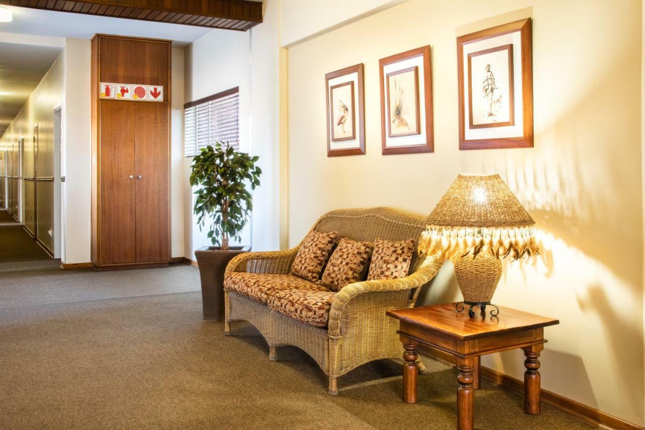 Elgro Hotel Potchefstroom Exterior foto